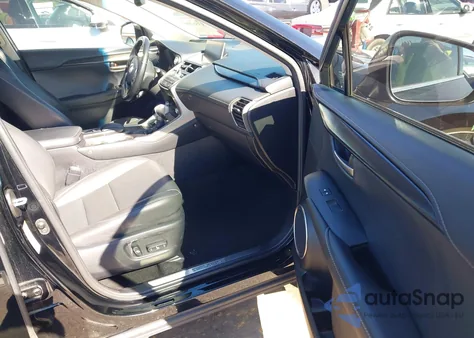 2017 Lexus Nx 200T z USA, uszkodzony, nr VIN JTJYARBZ2H2069544